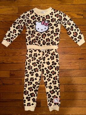 Hello Kitty Leopard 2 Piece Set